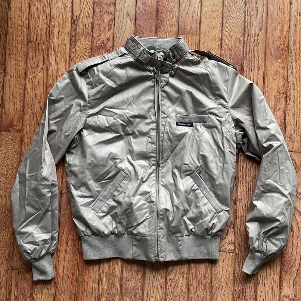 Members Only Tan Jacket like new